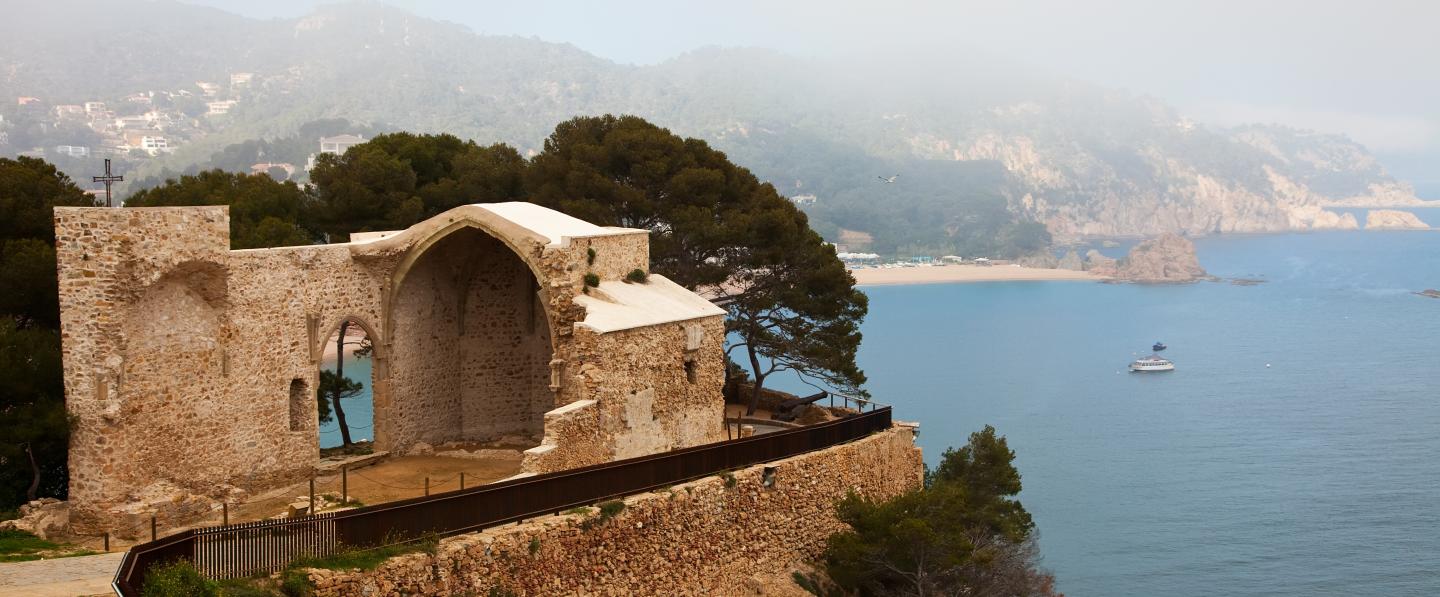 Explore the wonders of Tossa de Mar